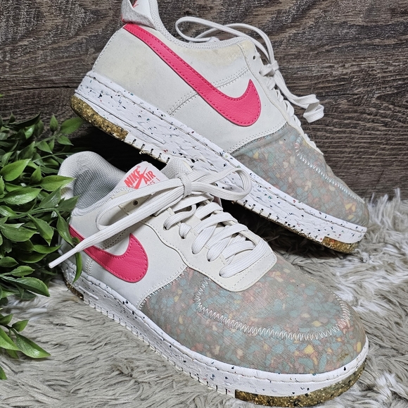 Nike Air Force 1 - Picture 2 of 13